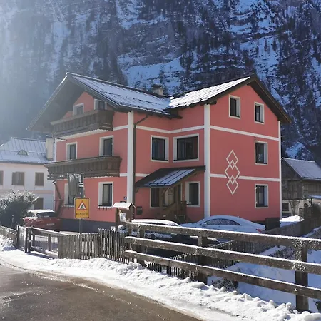 Πανσιόν Haus Hoell Herta Χάλστατ