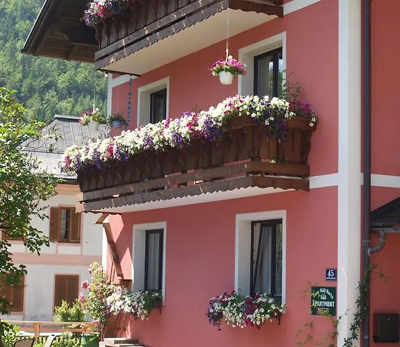 Haus Hoell Herta Χάλστατ