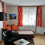 Haus Hoell Herta Pensión 3*